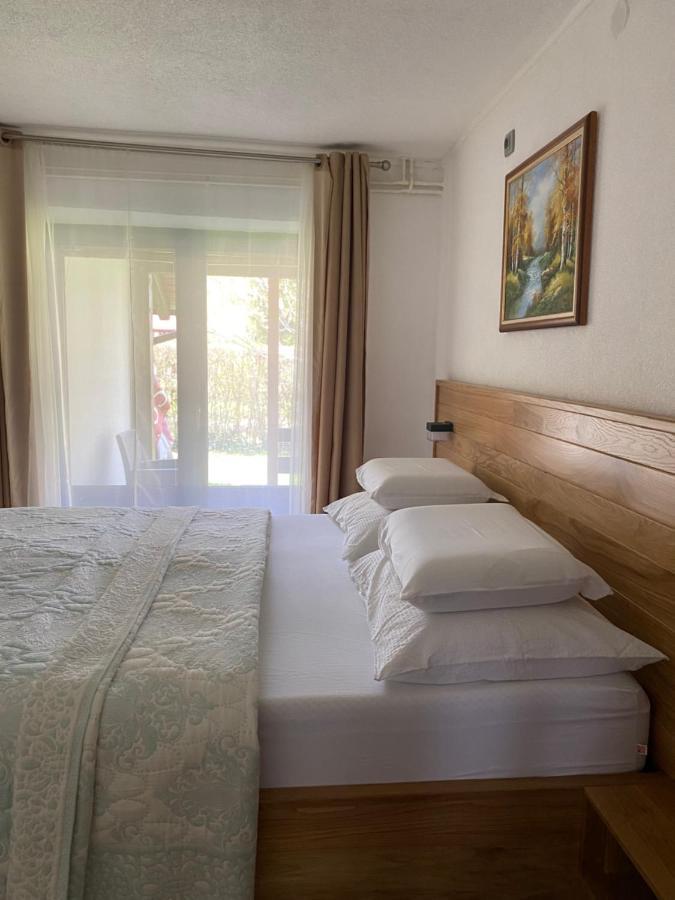 Rada Guest House Plitvička Jezera Exterior foto