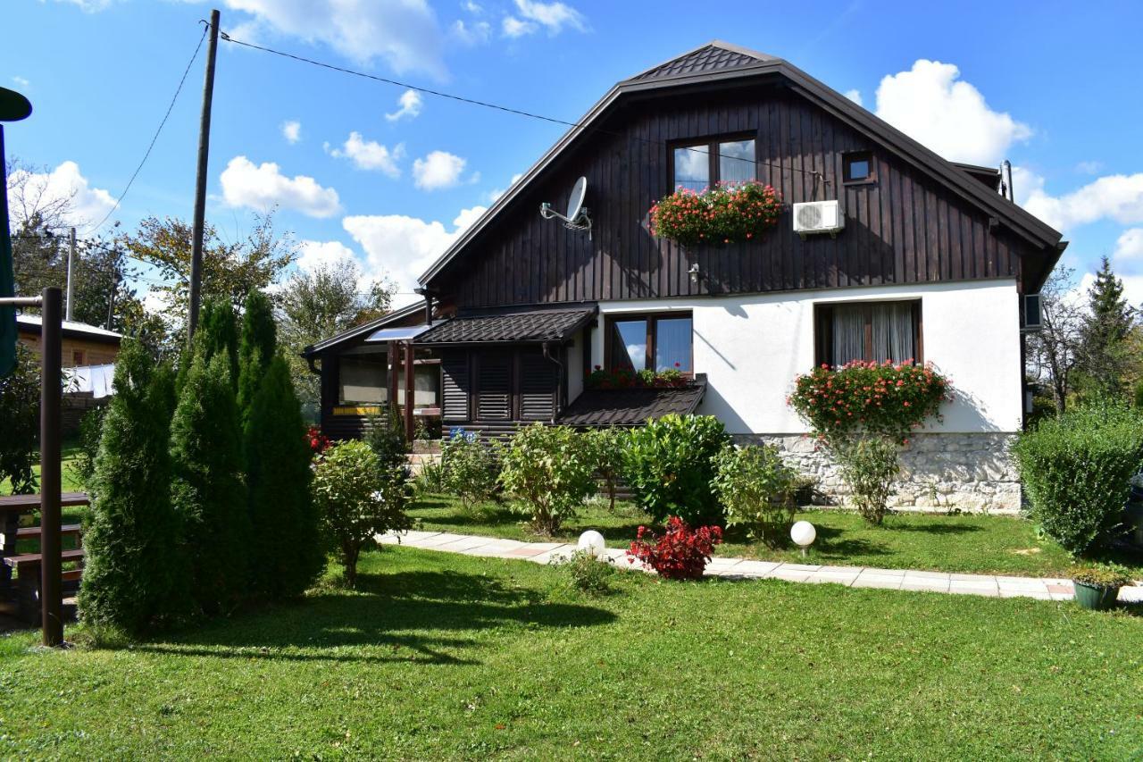 Rada Guest House Plitvička Jezera Exterior foto
